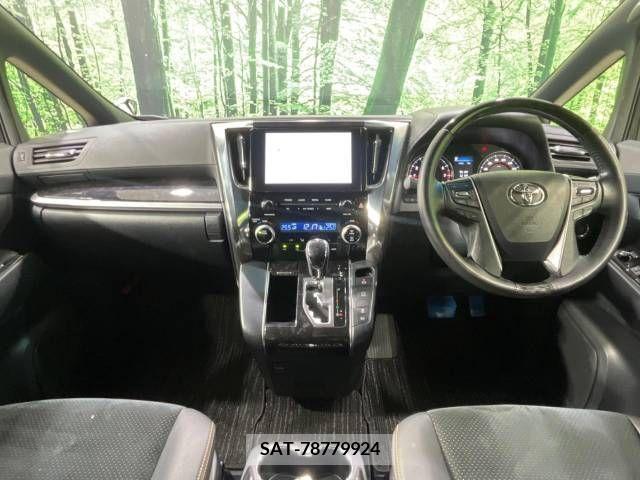 Toyota VELLFIRE 2020-06 217170-1