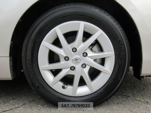 Toyota PRIUS ALPHA 2018-06 202296-2