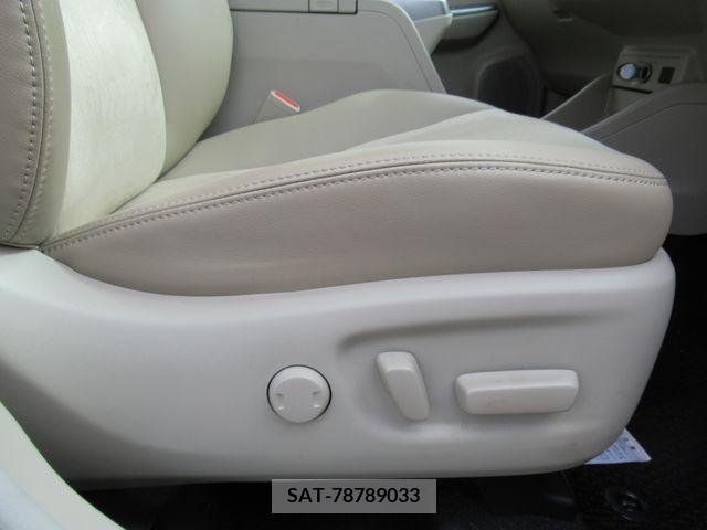 Toyota PRIUS ALPHA 2018-06 202296-6