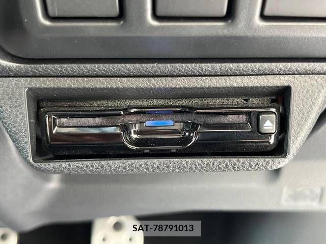 Subaru FORESTER 2018-08 384770-5