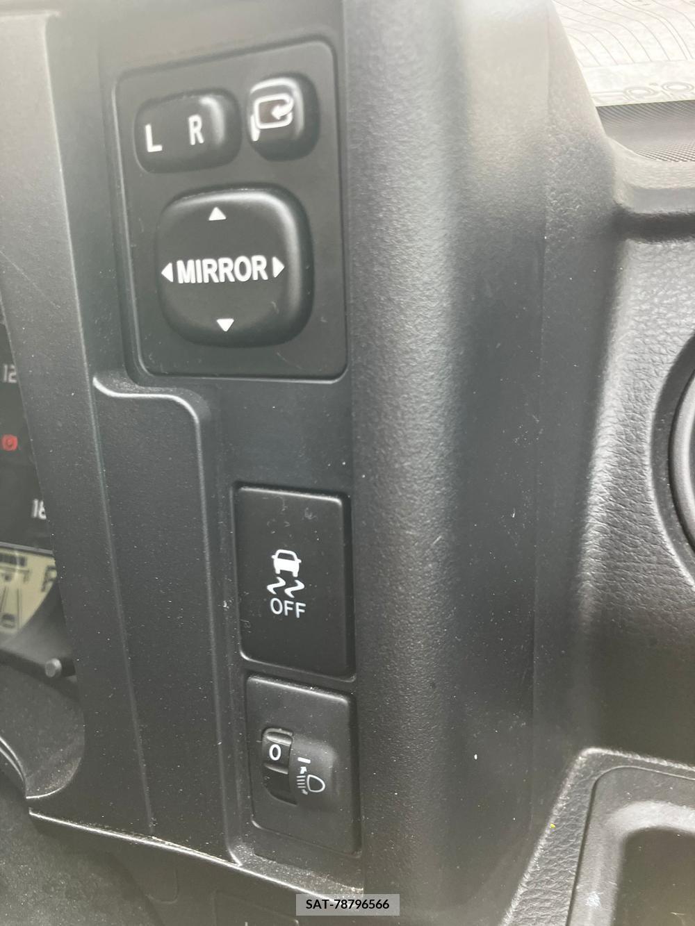 Toyota PROBOX VAN 2018-04 258525-30