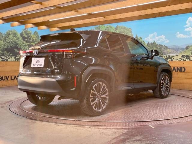 Toyota YARIS CROSS 2023-04 20923-17