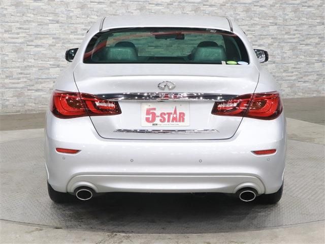 Nissan FUGA HYBRID 2018-11 28992-7