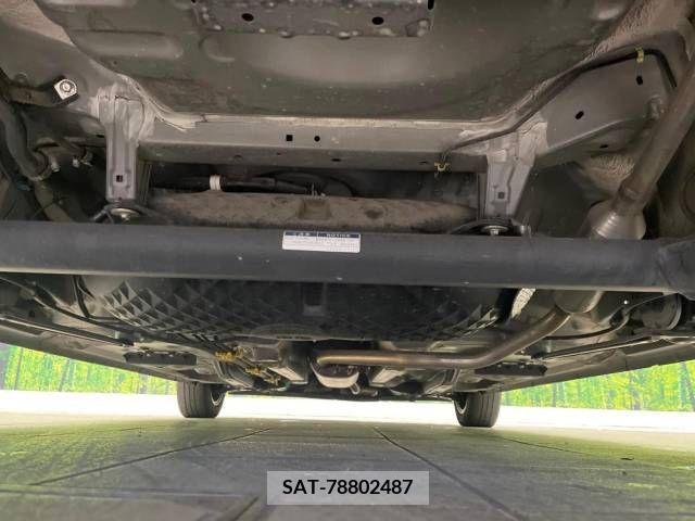 Toyota ROOMY 2019-05 220883-18
