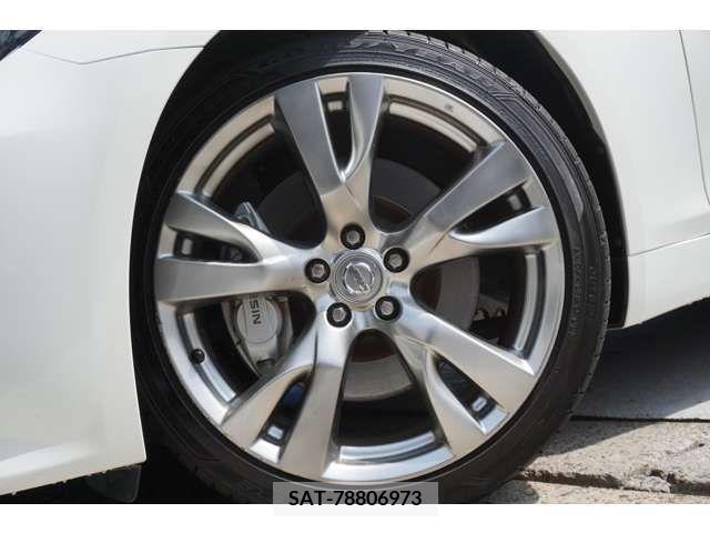 Nissan FUGA 2010-10 201324-4