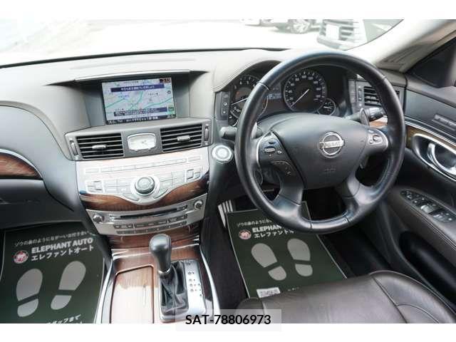 Nissan FUGA 2010-10 201324-12
