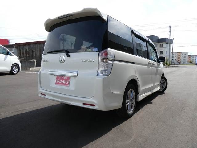 Honda e 2010-09 24710-1