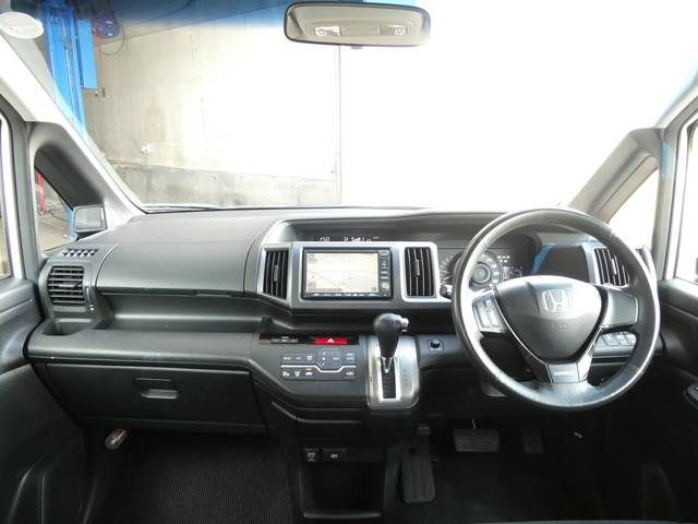Honda e 2010-09 24710-6