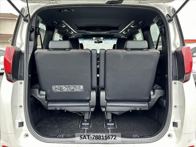Toyota ALPHARD 2017-11 299406-19