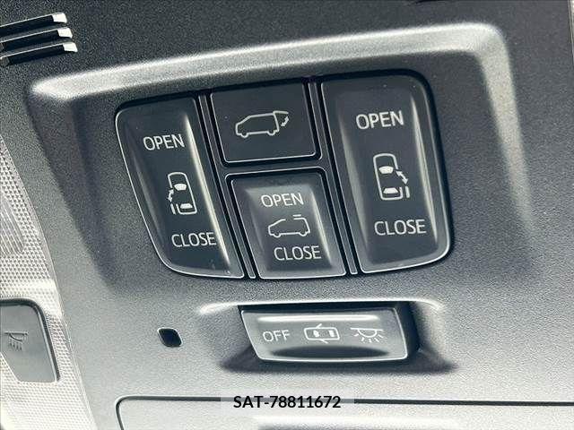 Toyota ALPHARD 2017-11 299406-4