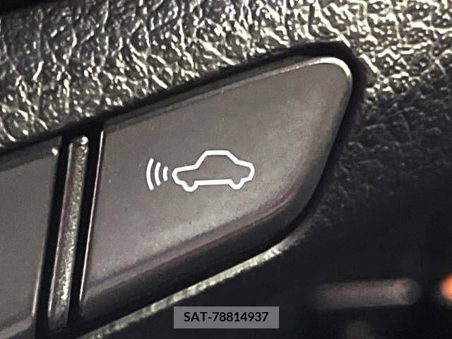 Toyota ALPHARD 2018-08 335570-5