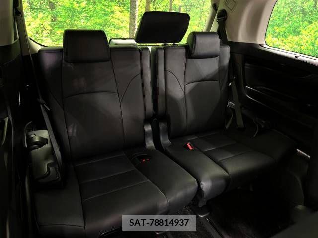 Toyota ALPHARD 2018-08 335570-15