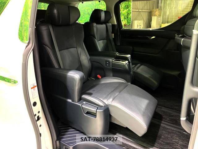 Toyota ALPHARD 2018-08 335570-14