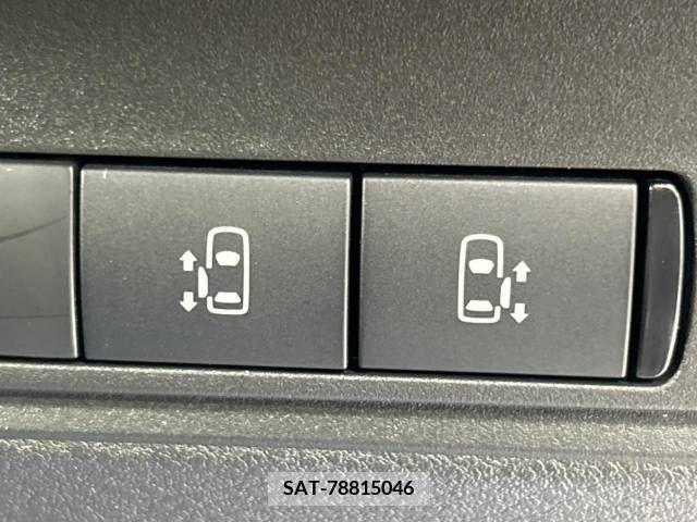 Nissan SERENA 2023-06 340023-6