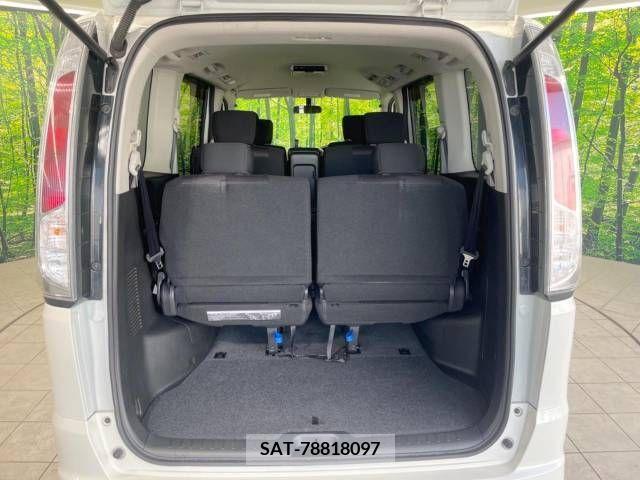 Nissan SERENA 2011-05 250634-10