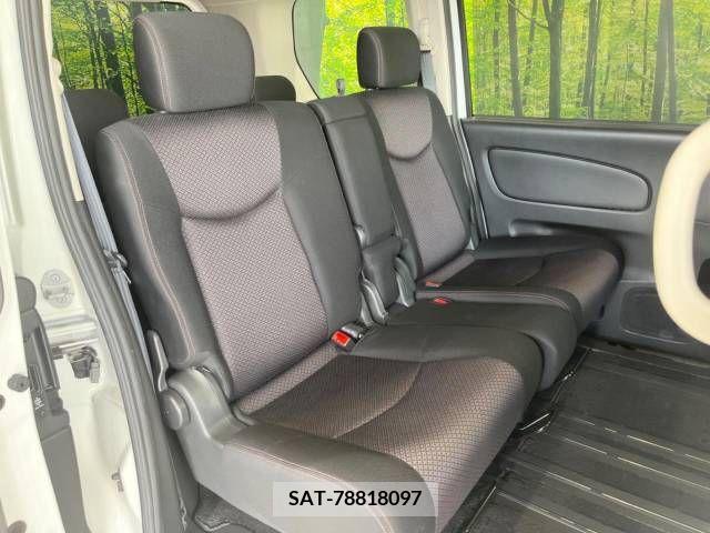 Nissan SERENA 2011-05 250634-8