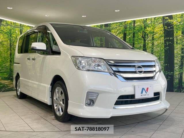 Nissan SERENA 2011-05 250634-16