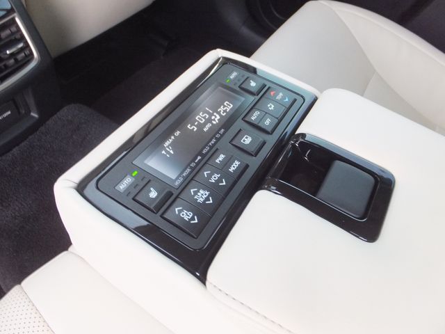 Lexus GS 2019-11 27735-26