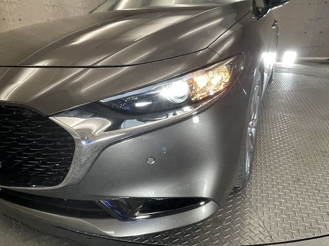 Mazda MAZDA3 2020-09 11032-9
