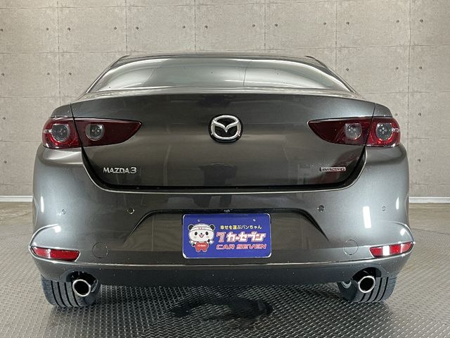 Mazda MAZDA3 2020-09 11032-6