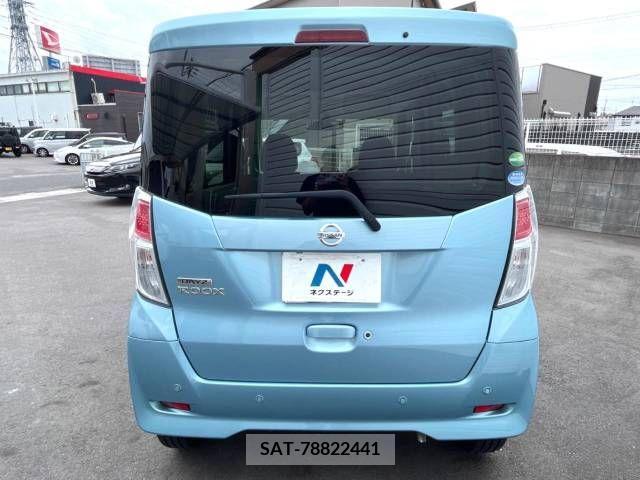 Nissan ROOX 2018-12 323888-17