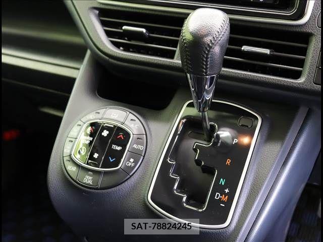 Toyota VOXY 2015-07 206876-10