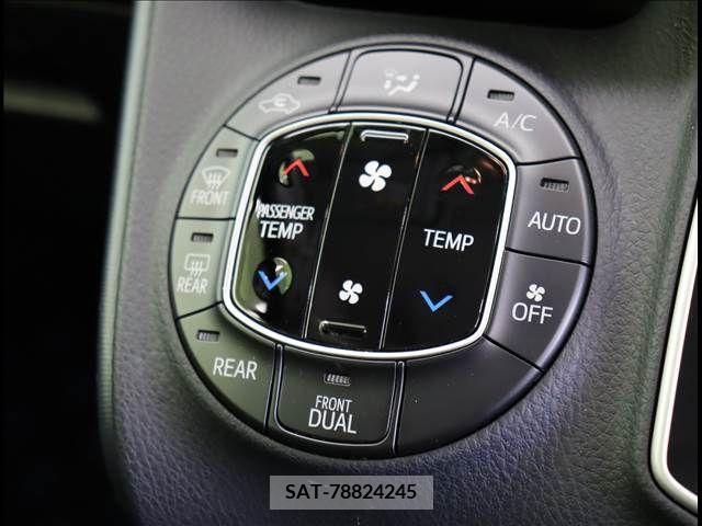 Toyota VOXY 2015-07 206876-9