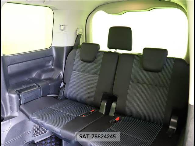 Toyota VOXY 2015-07 206876-26