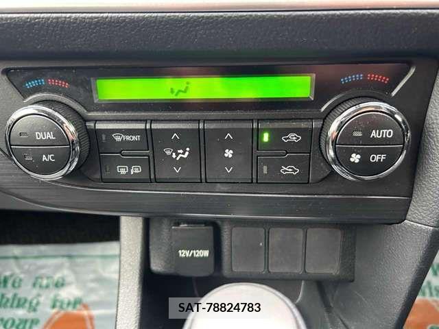 Toyota AURIS 2014-01 210564-17