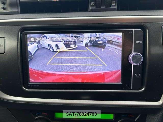 Toyota AURIS 2014-01 210564-16
