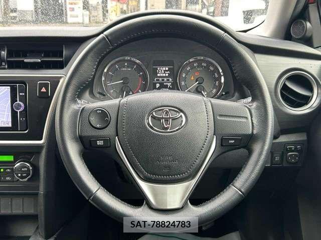 Toyota AURIS 2014-01 210564-8