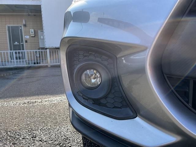 Suzuki SWIFT 2019-06 189440-11