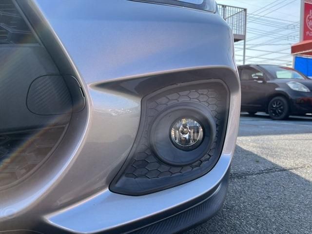 Suzuki SWIFT 2019-06 189440-10