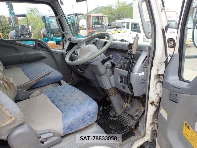 Mitsubishi CANTER 2006-10 263437-1