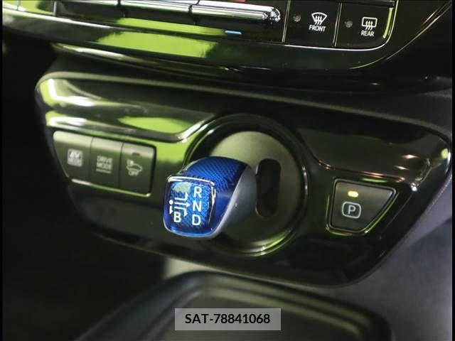Toyota PRIUS 2020-02 211472-13