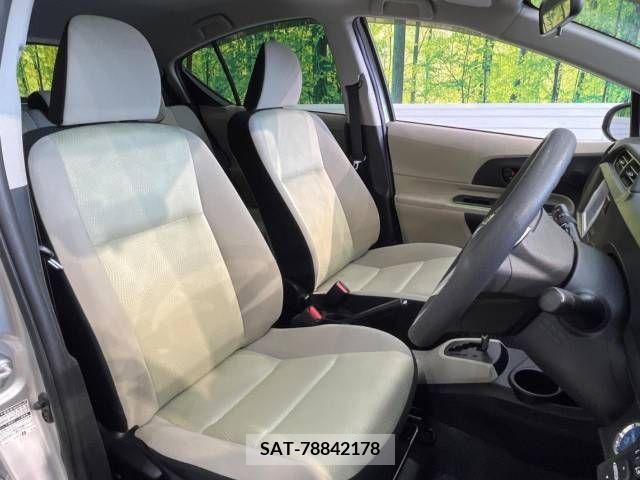 Toyota AQUA 2013-01 343255-8