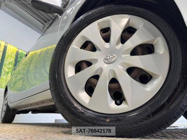 Toyota AQUA 2013-01 343255-13