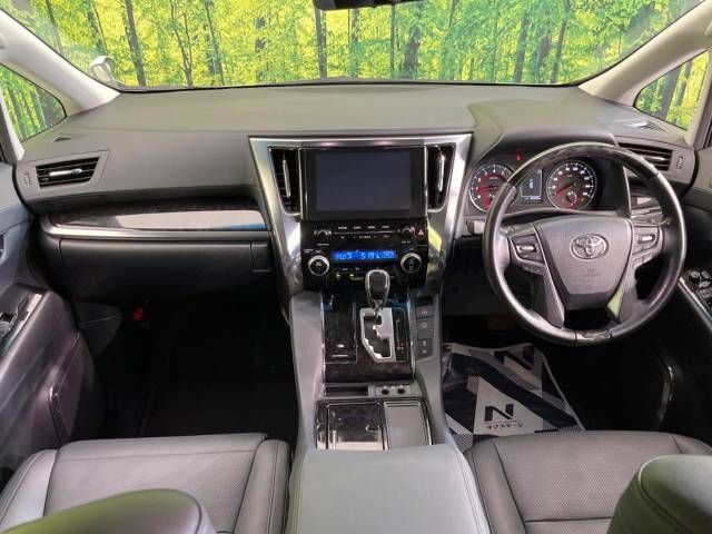 Toyota ALPHARD 2022-01 24899-1