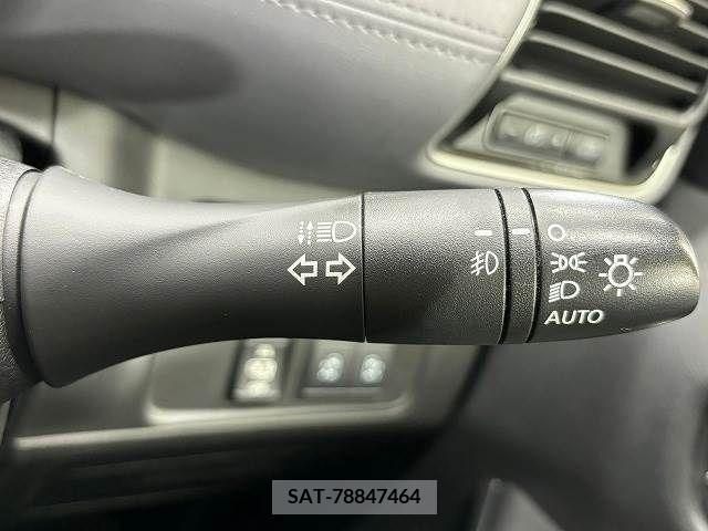 Nissan SERENA 2019-09 325047-12