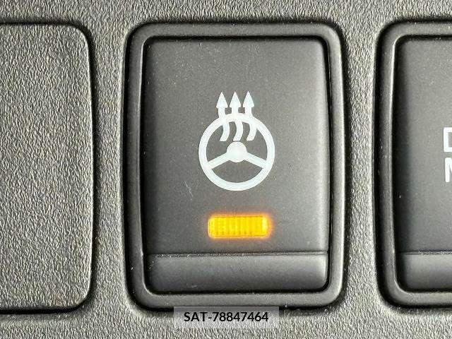 Nissan SERENA 2019-09 325047-10