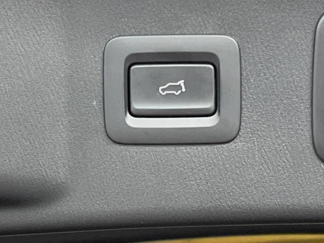 Mazda CX-8 2021-01 21934-7