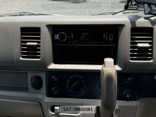 Suzuki EVERY 2010-05 301754-17