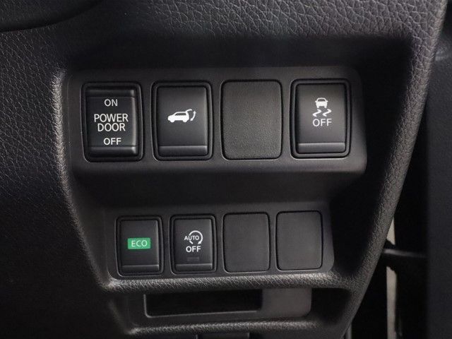 Nissan X-TRAIL 2017-11 28899-10