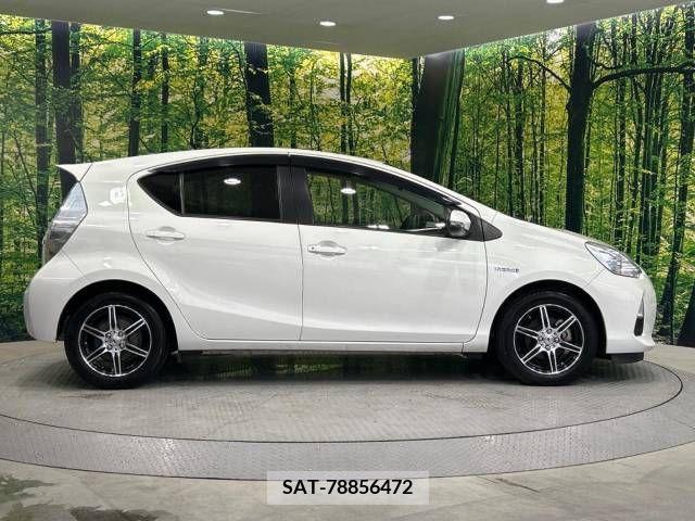 Toyota AQUA 2013-09 338160-16