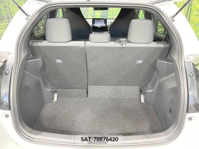 Toyota YARIS 2023-06 371384-10