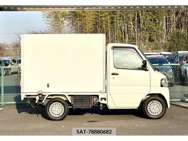 Nissan CLIPPER 2012-09 215497-9