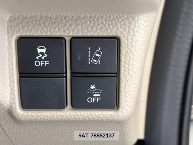 Honda N BOX 2019-07 238999-7