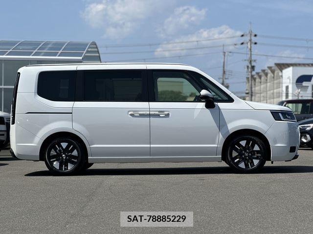 Honda STEP WGN 2024-04 375124-25
