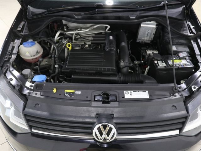 VolksWagen POLO 2017-03 181785-22