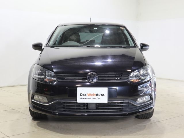 VolksWagen POLO 2017-03 181785-1